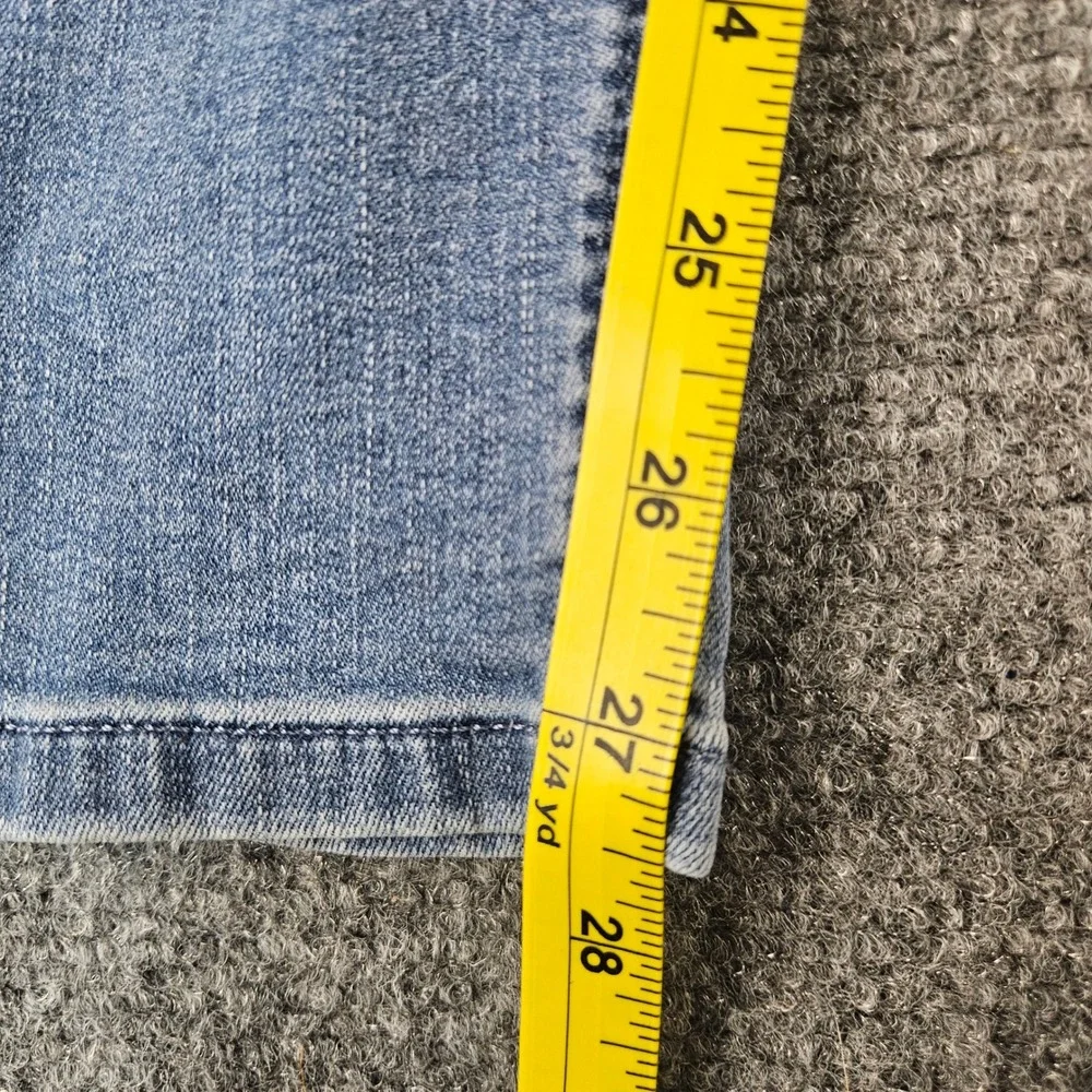 White‎ House Black Market WHBM Straight Leg Jeans Light Wash Blue Size 2